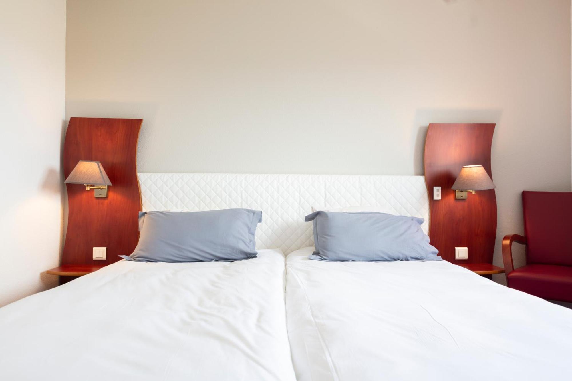 Artemis Hotel Brioude Oda fotoğraf